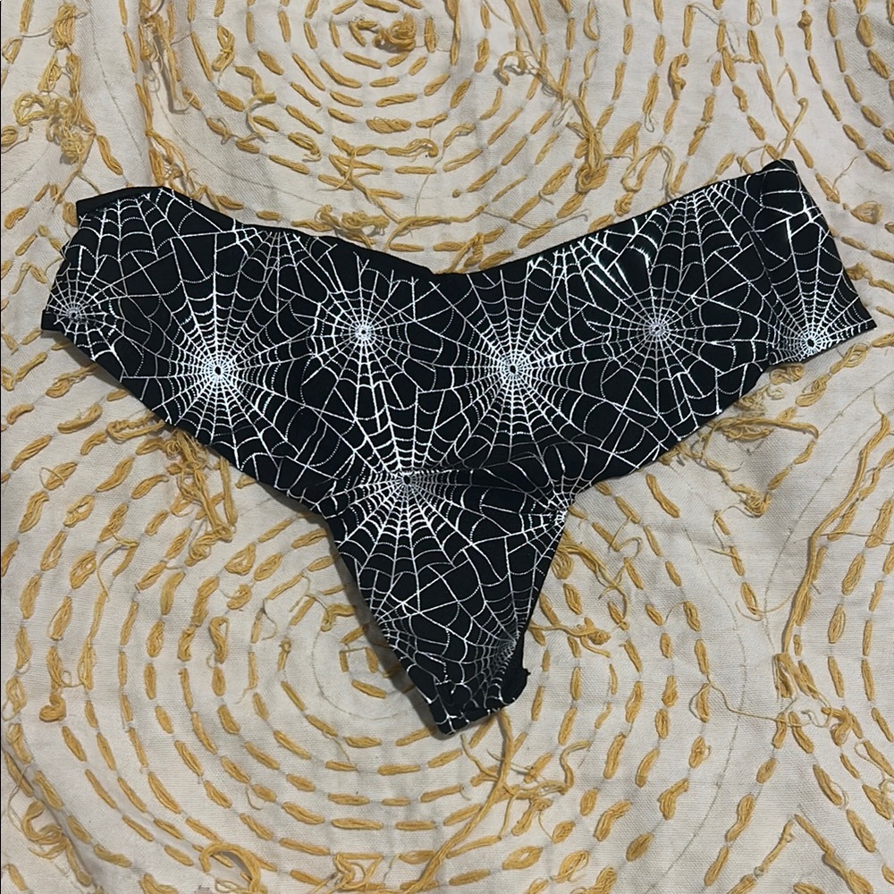 Spider Web Patterned panties